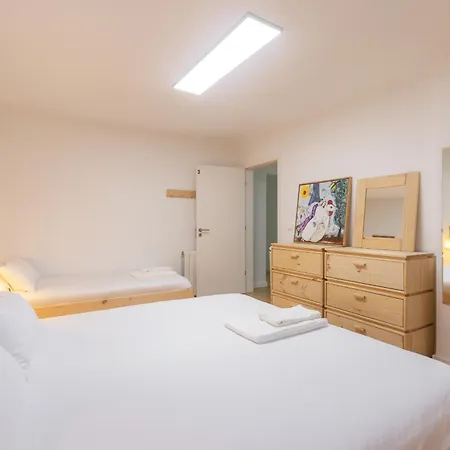 - 16min To Downtown - 30 Ppl Villa *