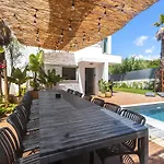 Villa - 16min To Downtown - 30 Ppl *