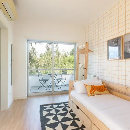 - 16min To Downtown - 30 Ppl Villa